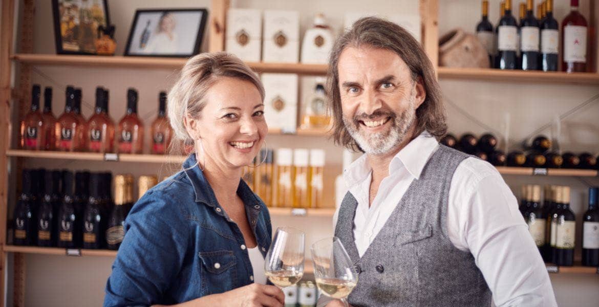 Maria & Mike ▶︎ im Gourmet Manufactory Shop I GREEKCUISINEmagazine